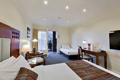 Best Western Plus The Buckingham Inn - Hobart Tourism 1
