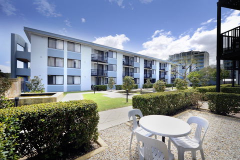 Assured Waterside Apartments - Tourism TAS 0