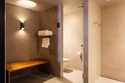 Macq 01 Hotel - Hobart Tourism 2
