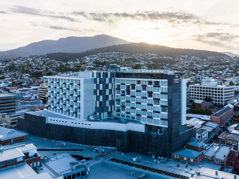 Crowne Plaza Hobart - Hobart Tourism 2