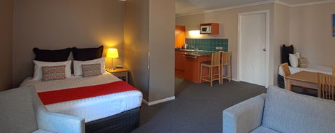 Quest Waterfront Serviced Apartments - Hobart Tourism 2