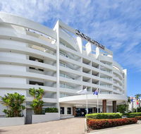 DoubleTree by Hilton Cairns - Hobart Tourism