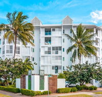 201 Lake Street - Cairns - Hobart Tourism