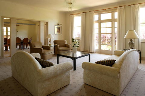 Hyatt Hotel Canberra - A Park Hyatt Hotel - Hobart Tourism 13