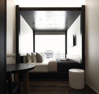 Little National Hotel - Hobart Tourism