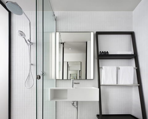 Little National Hotel Canberra - Hobart Tourism 5