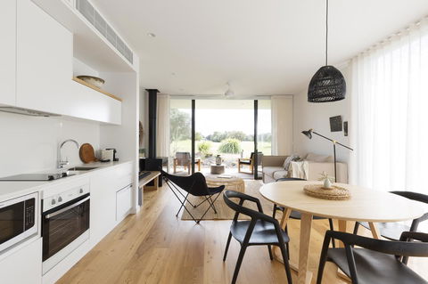 Bangalay Luxury Villas - Hobart Tourism 1
