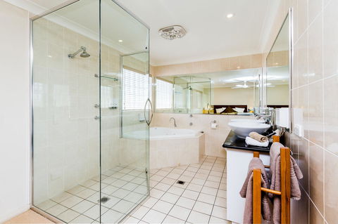 Soldiers Motel - Tourism TAS 30