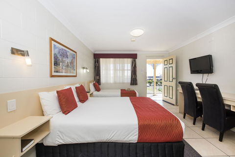 Soldiers Motel - Tourism TAS 24
