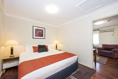 Soldiers Motel - Tourism TAS 4