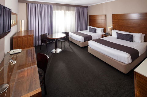 Quality Hotel Dickson - Tourism TAS 0