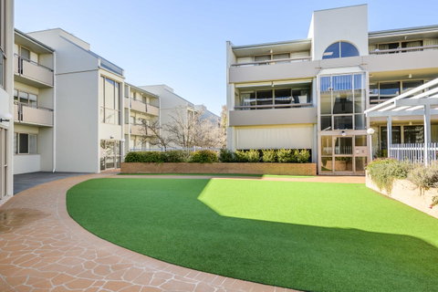 Accommodate Canberra - The Summit - Tourism TAS 4