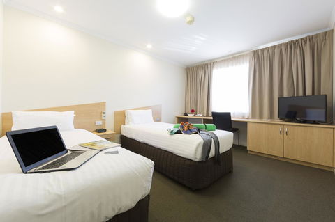 Ramada Encore Belconnen - Tourism TAS 30