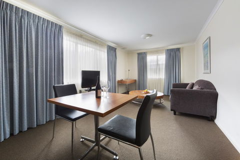 Ramada Encore Belconnen - Tourism TAS 10