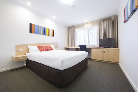 Ramada Encore Belconnen - Tourism TAS 23
