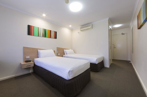 Ramada Encore Belconnen - Tourism TAS 14