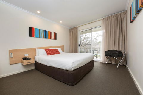 Ramada Encore Belconnen - Tourism TAS 4