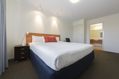 Ramada Encore Belconnen - Tourism TAS 12