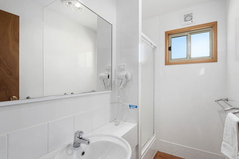 Port Broughton Tourist Park - Tourism TAS 22