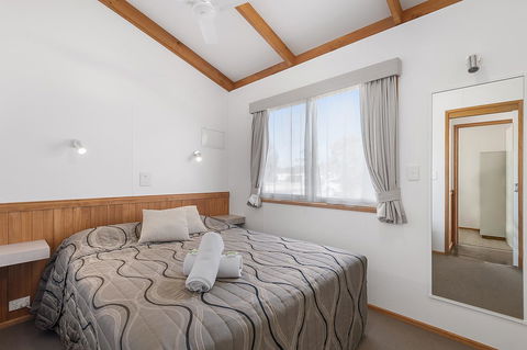 Port Broughton Tourist Park - Tourism TAS 15