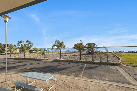 Port Broughton Tourist Park - Tourism TAS 38