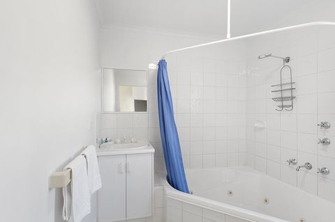 Port Broughton Tourist Park - Tourism TAS 43