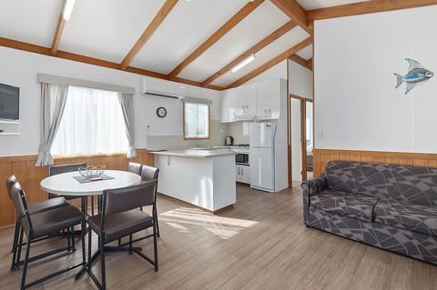 Port Broughton Tourist Park - Tourism TAS 17