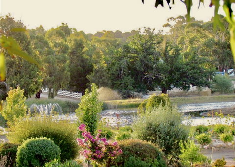 The Lake House Retreat - Tourism TAS 20