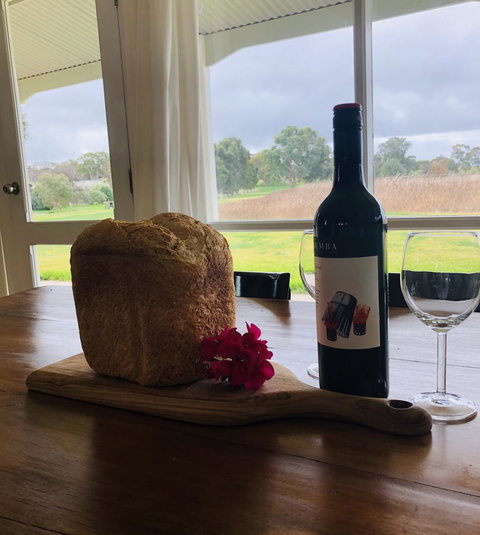 The Lake House Retreat - Tourism TAS 12