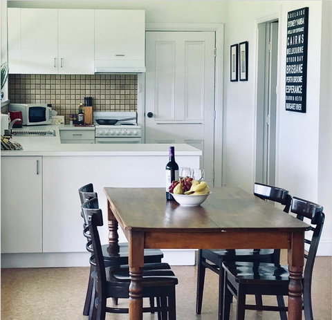 The Lake House Retreat - Tourism TAS 8