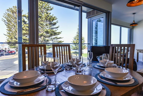Bonnies Of Beachport - Tourism TAS 38
