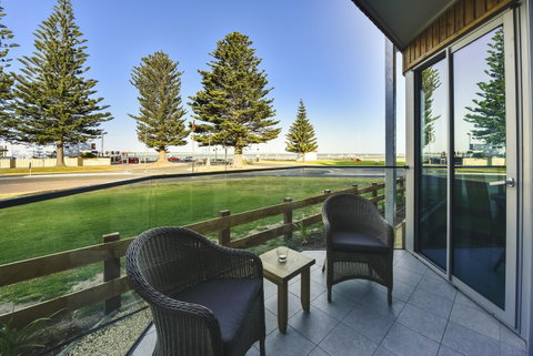 Bonnies Of Beachport - Tourism TAS 32