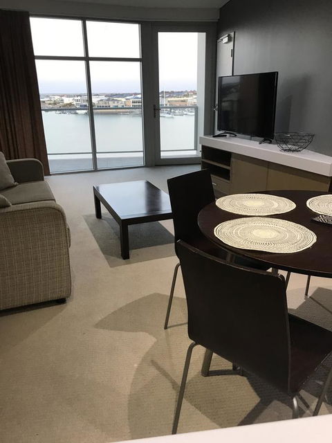 Wallaroo Marina Stayz - Tourism TAS 12