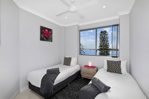 Lakeside Waterfront Apartment The Entrance - Tourism TAS 9