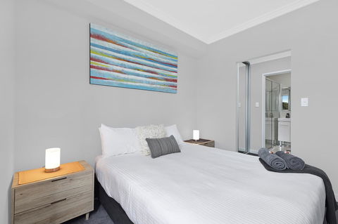 Lakeside Waterfront Apartment The Entrance - Tourism TAS 8