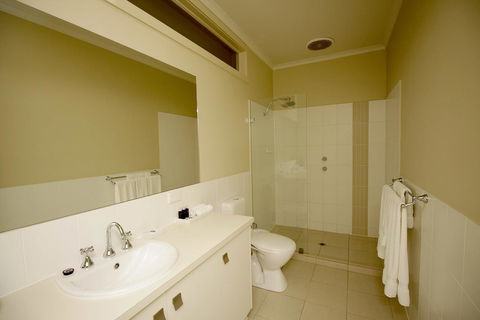 Wallaroo Marina Apartments - Tourism TAS 12