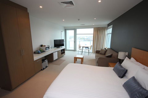 Wallaroo Marina Apartments - Tourism TAS 21