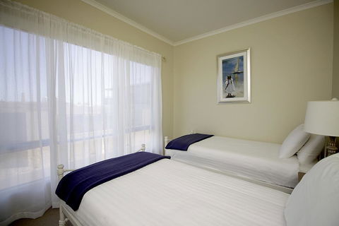 Wallaroo Marina Apartments - Tourism TAS 9