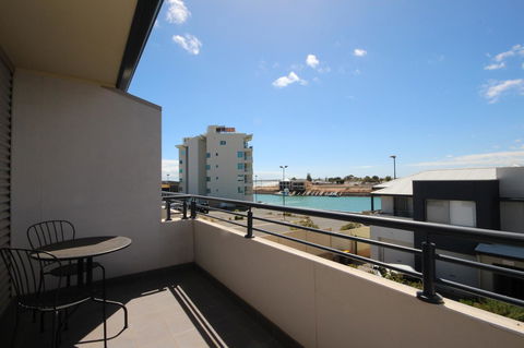 Wallaroo Marina Apartments - Tourism TAS 23