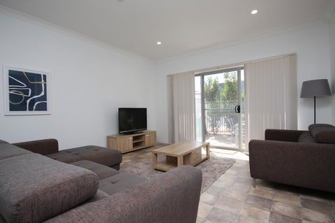 Wallaroo Marina Apartments - Tourism TAS 28