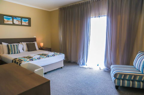 Marina Hotel - Tourism TAS 31