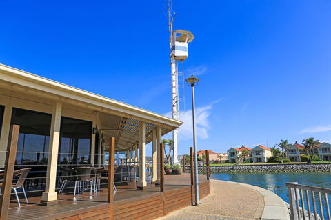 Marina Hotel - Tourism TAS 36