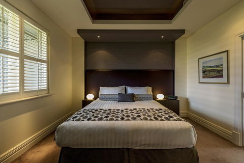 The Louise - Hobart Tourism 11