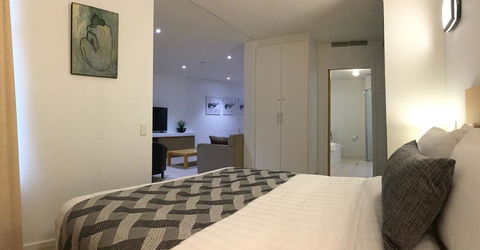 Wallaroo Marina Waterfront Luxe Apartment - Tourism TAS 12