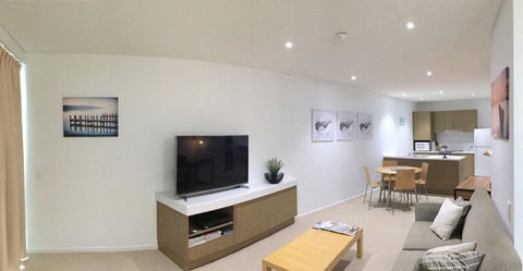 Wallaroo Marina Waterfront Luxe Apartment - Tourism TAS 7