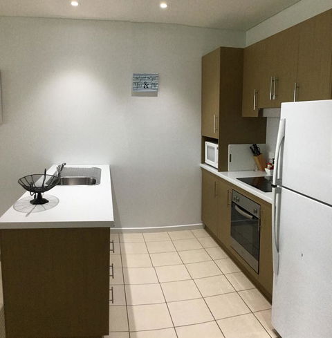 Wallaroo Marina Waterfront Luxe Apartment - Tourism TAS 9