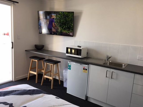 Port Lincoln Shark Apartment 1 - Tourism TAS 11