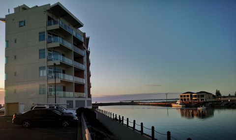Wallaroo Marina Executive Apartments - Tourism TAS 15