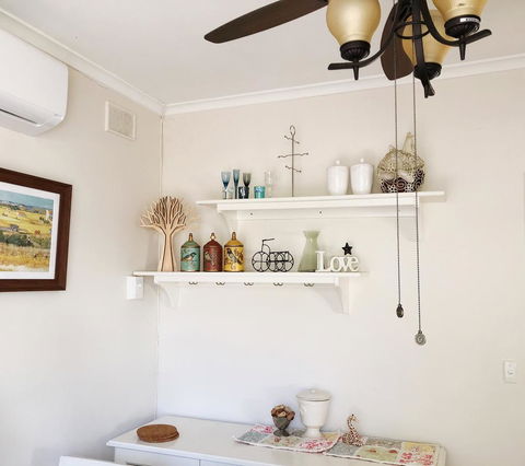 Beautiful Garden House - Hobart Tourism 17
