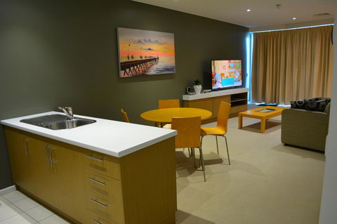 Wallaroo Marina Luxury Apartment - Tourism TAS 7